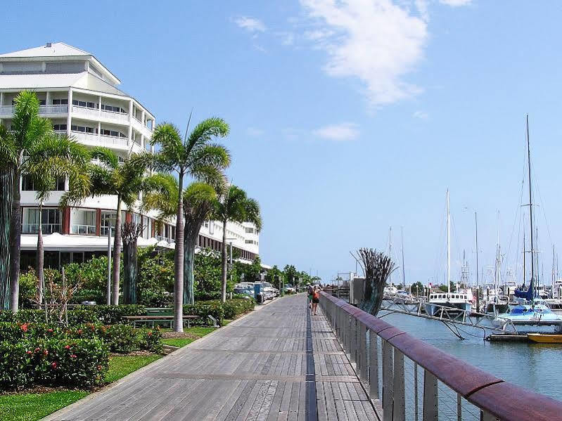 Crystal Garden Resort & Restaurant Cairns Luaran gambar