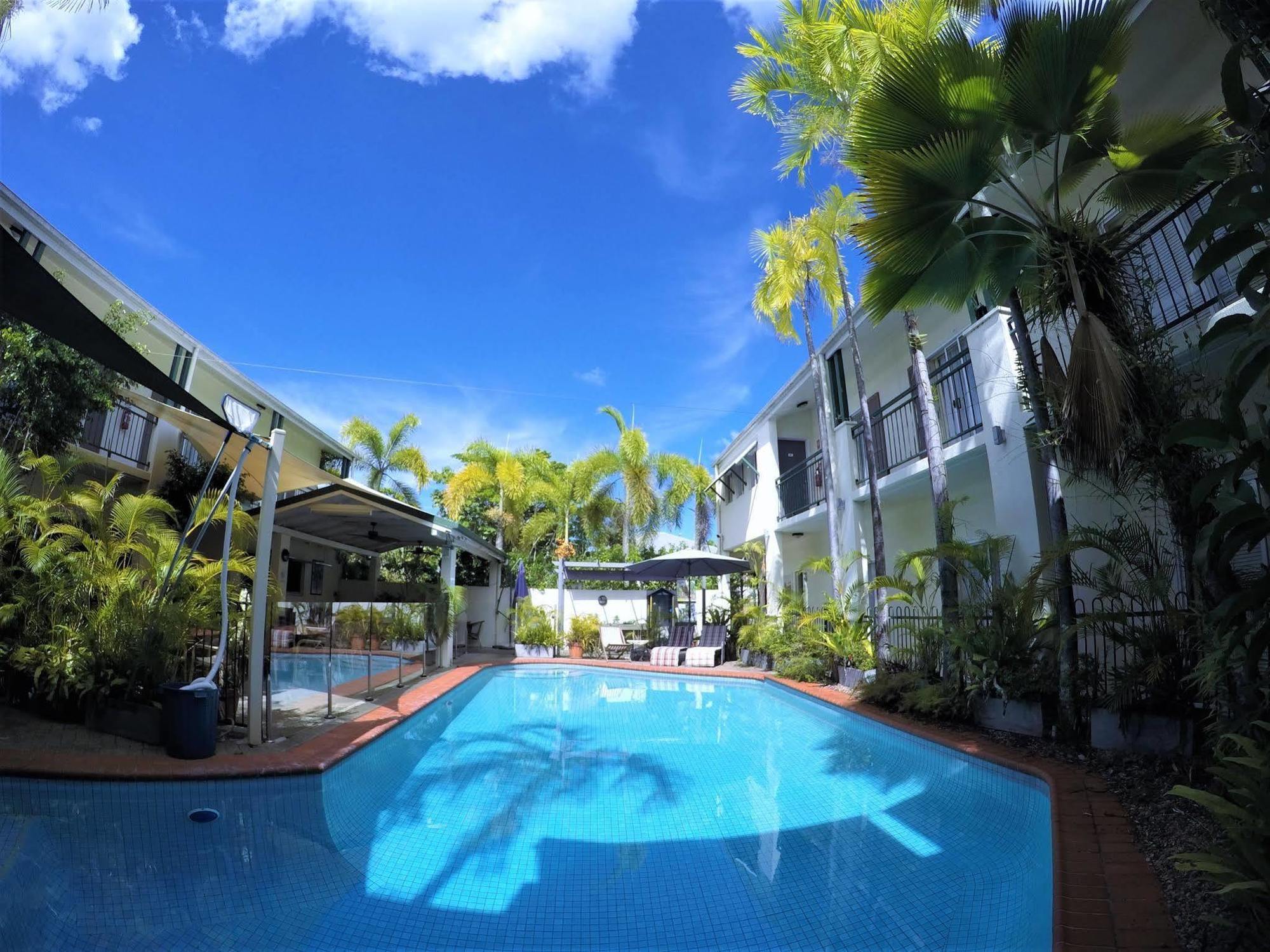 Crystal Garden Resort & Restaurant Cairns Luaran gambar
